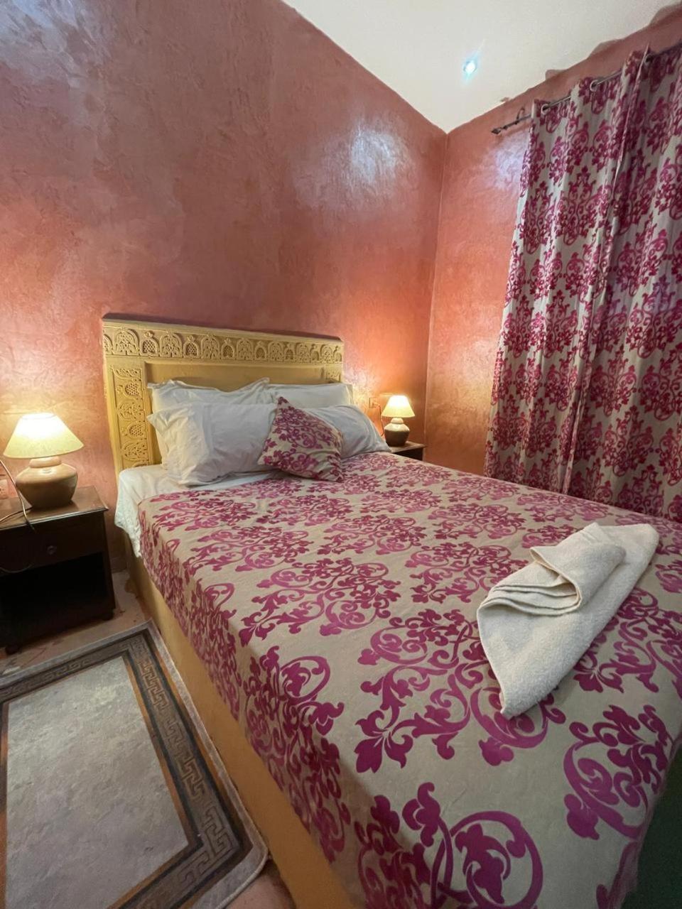 Hotel Familiale Les Grotte Ait Benhaddou Exteriér fotografie
