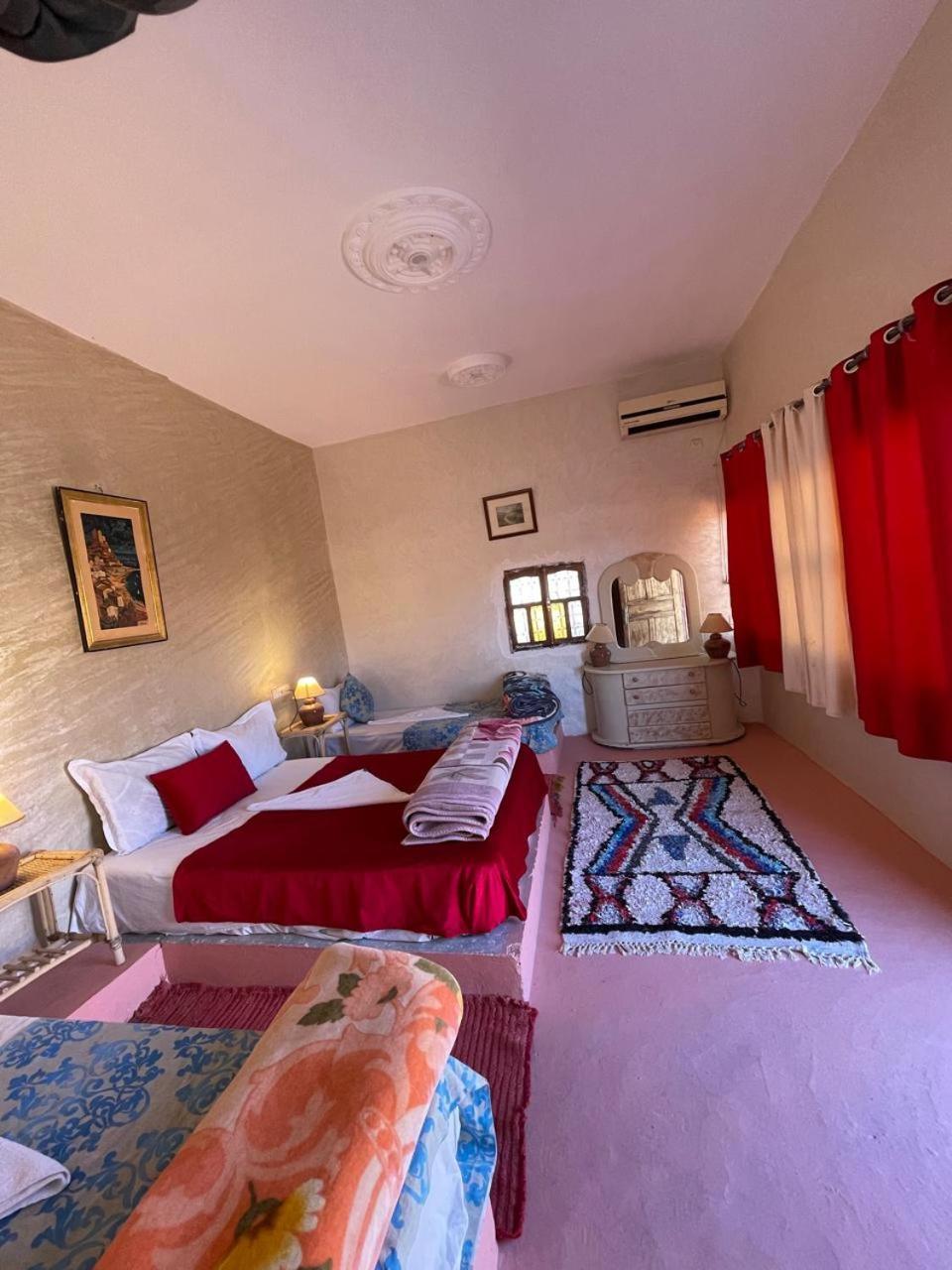 Hotel Familiale Les Grotte Ait Benhaddou Exteriér fotografie