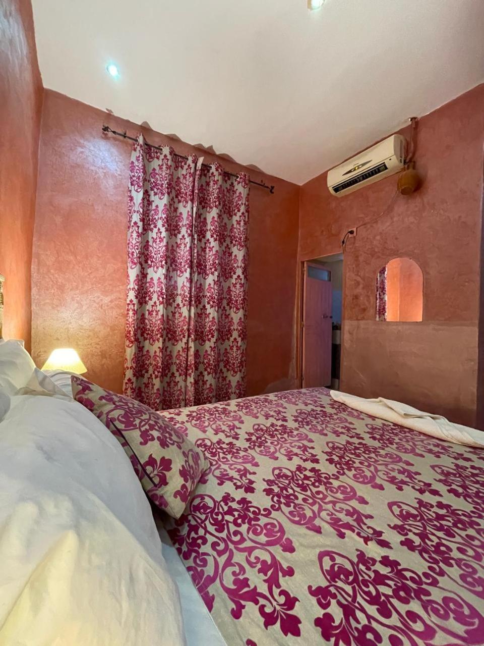 Hotel Familiale Les Grotte Ait Benhaddou Exteriér fotografie
